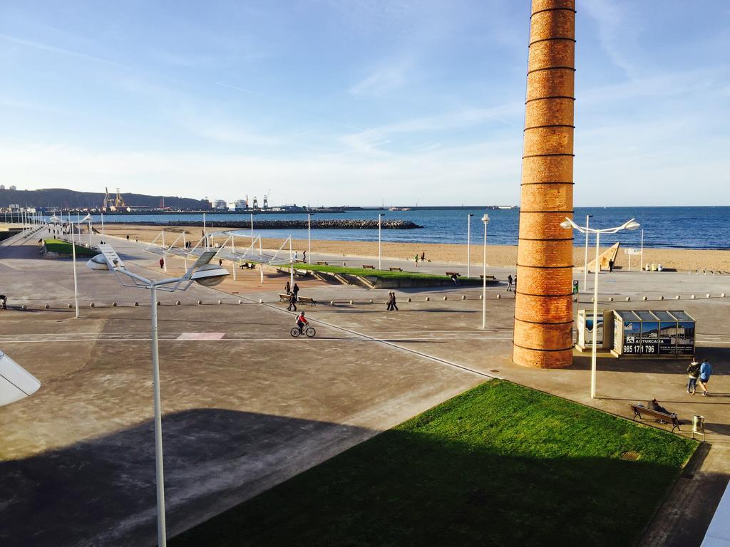 Apartamento Playa Poniente Gijón Exterior foto